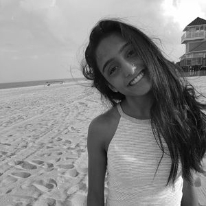 Meet your Posher, Aashka